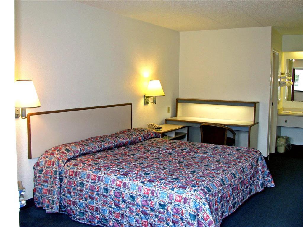 Days Inn By Wyndham Cincinnati I-71 Silverton Номер фото